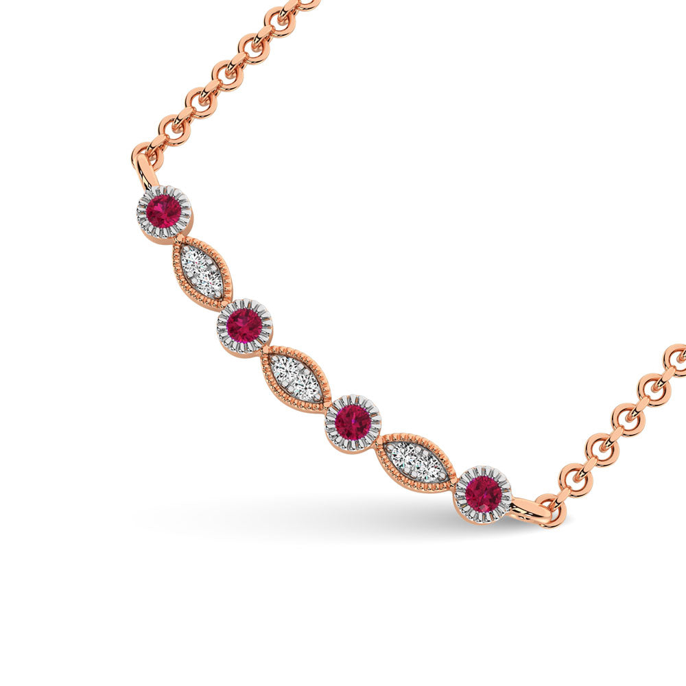 Diamante 1/8 Ct.Tw. Y collar de moda con rubíes en oro rosado de 10 quilates