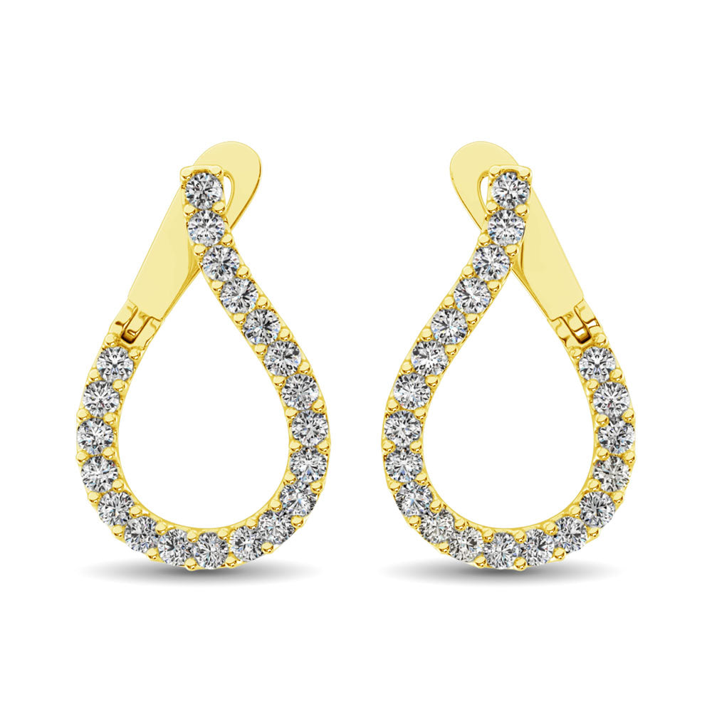 Oro amarillo de 14 quilates con diamantes de 4 qt. total. Aretes de aro