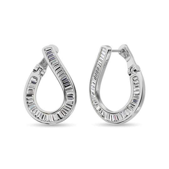 Diamante 1 1/2 Ct.Tw. Aretes tipo argolla de talla baguette en oro blanco de 14 k