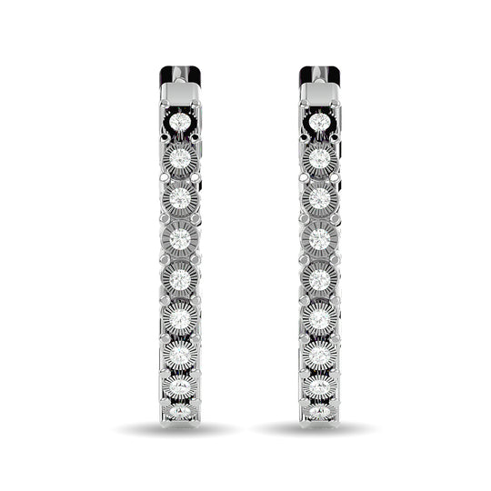 Aretes tipo argolla con diamantes de 7/8 qt total en oro blanco de 10 k