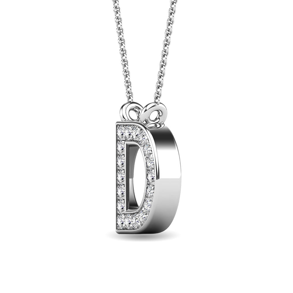 Diamante 1/20 Ct.Tw. Colgante con letra D en oro blanco de 10 quilates