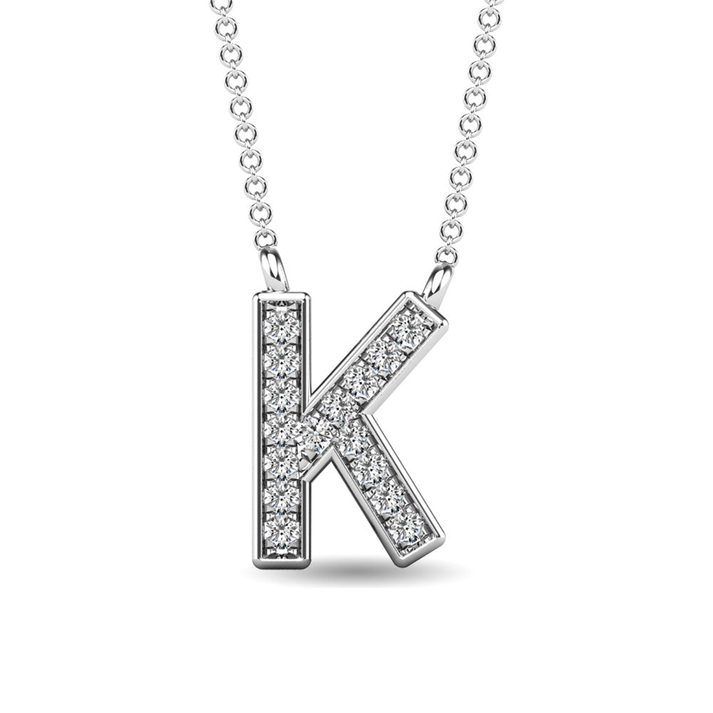 Diamante 1/20 Ct.Tw. Colgante con letra K en oro blanco de 10 quilates