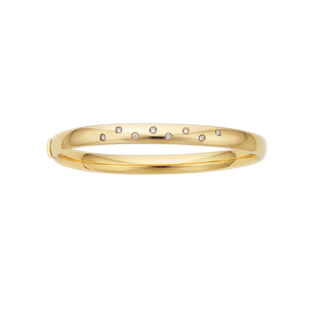 Brazalete de oro de 14 quilates con diamantes pulidos