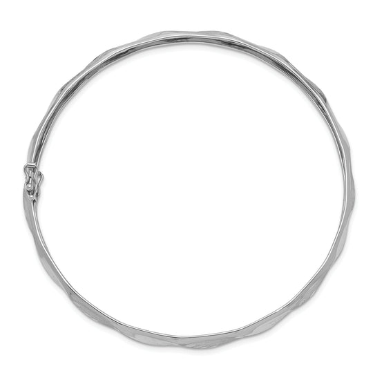 Brazalete flexible D/C satinado pulido de oro blanco de 14 k