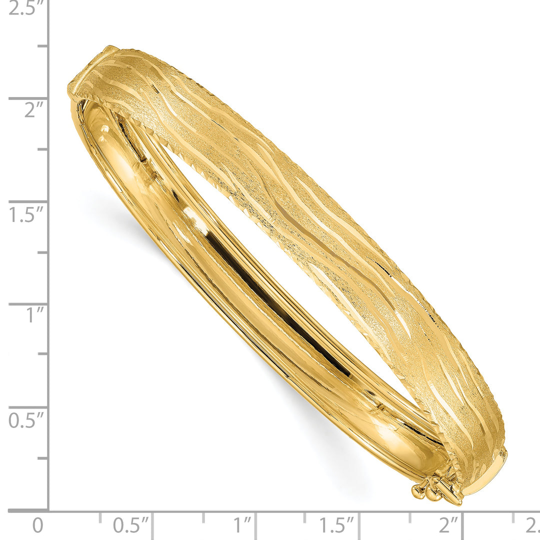 Brazalete con bisagras texturizado D/C de 14k