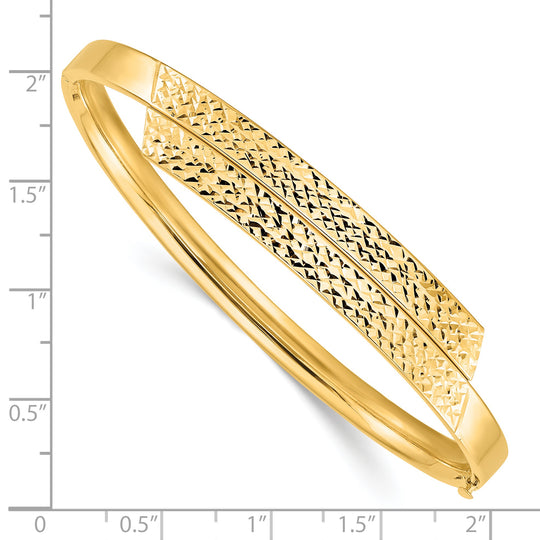 Pulsera Bangle de Oro Amarillo de 14k, 3/16", Pulida y con Corte Diamantado, Con Superposición y Bisagra