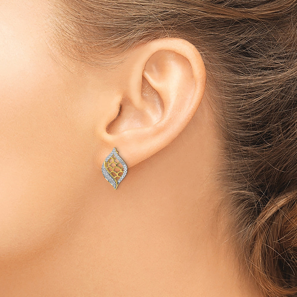 Aretes Elegantes con Diamantes Pulidos en Oro de 14k