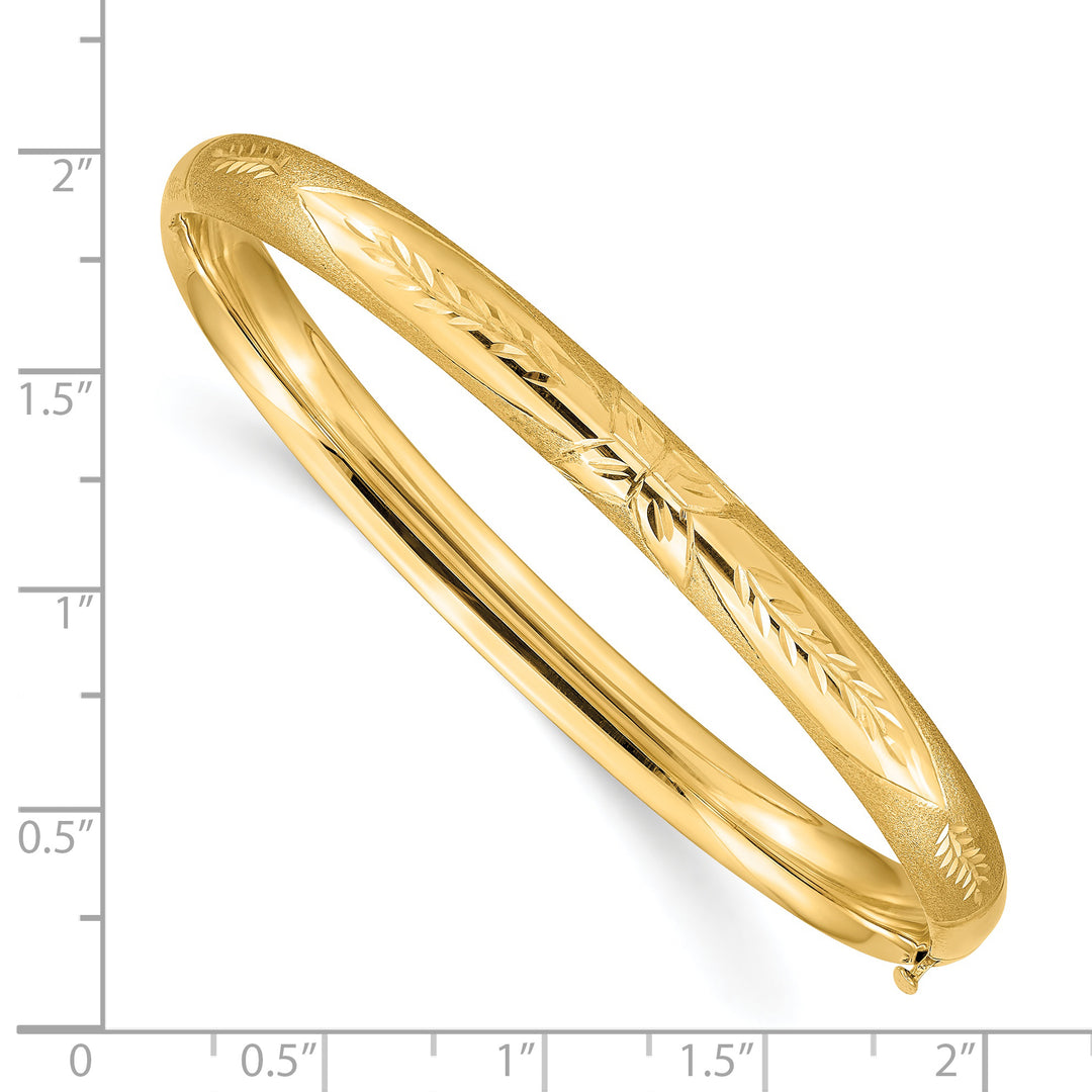 Brazalete tipo brazalete con bisagras y grabado florentino extragrande de 14k 4/16