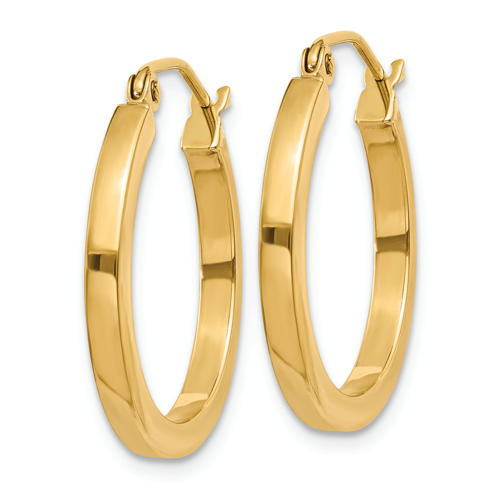 Aretes tipo argolla de tubo cuadrado de 14 k y 2 mm