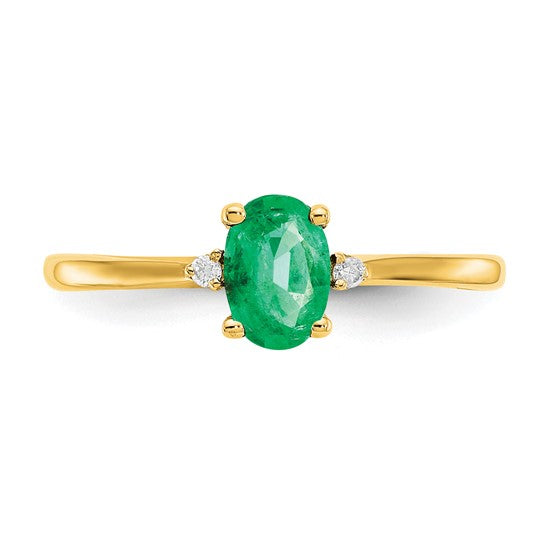 Anillo de Oro Amarillo de 14k con Diamante y Esmeralda (Piedra de Nacimiento de Mayo)