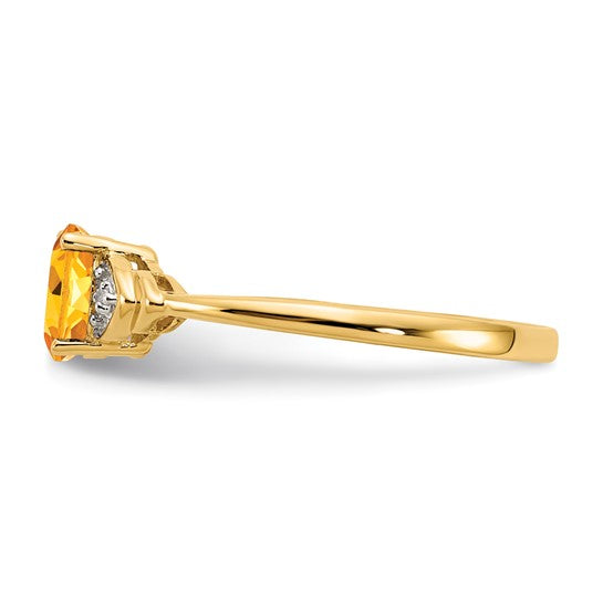 Anillo de Citrino y Diamante en Oro Amarillo de 14k