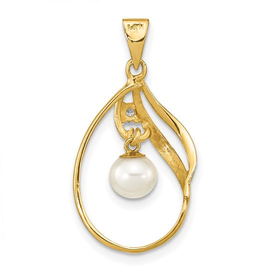 Colgante con Perla Cultivada de Agua Dulce Blanca de 5-6mm y Diamante de 0.05 Quilates en Oro Amarillo de 14k