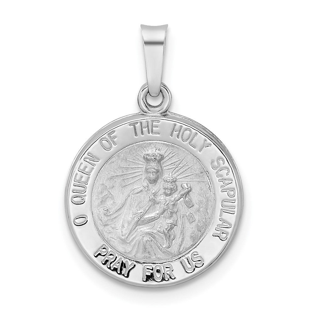 Medalla hueca de la Reina del Santo Escapulario de oro blanco de 14 quilates, pulida y satinada